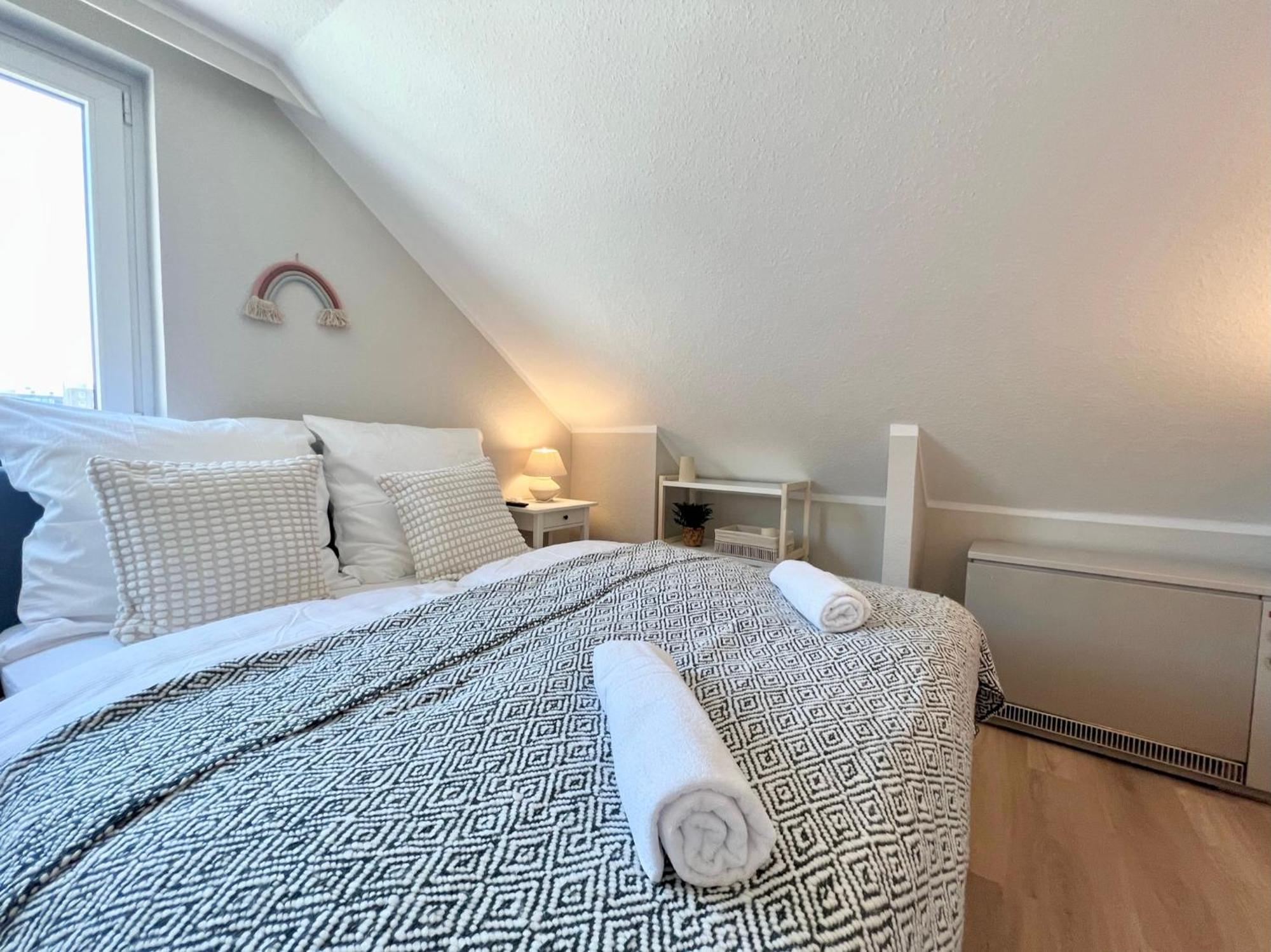 Kleine, Gemuetliche Apartments Im Herzen Von Buesum Esterno foto