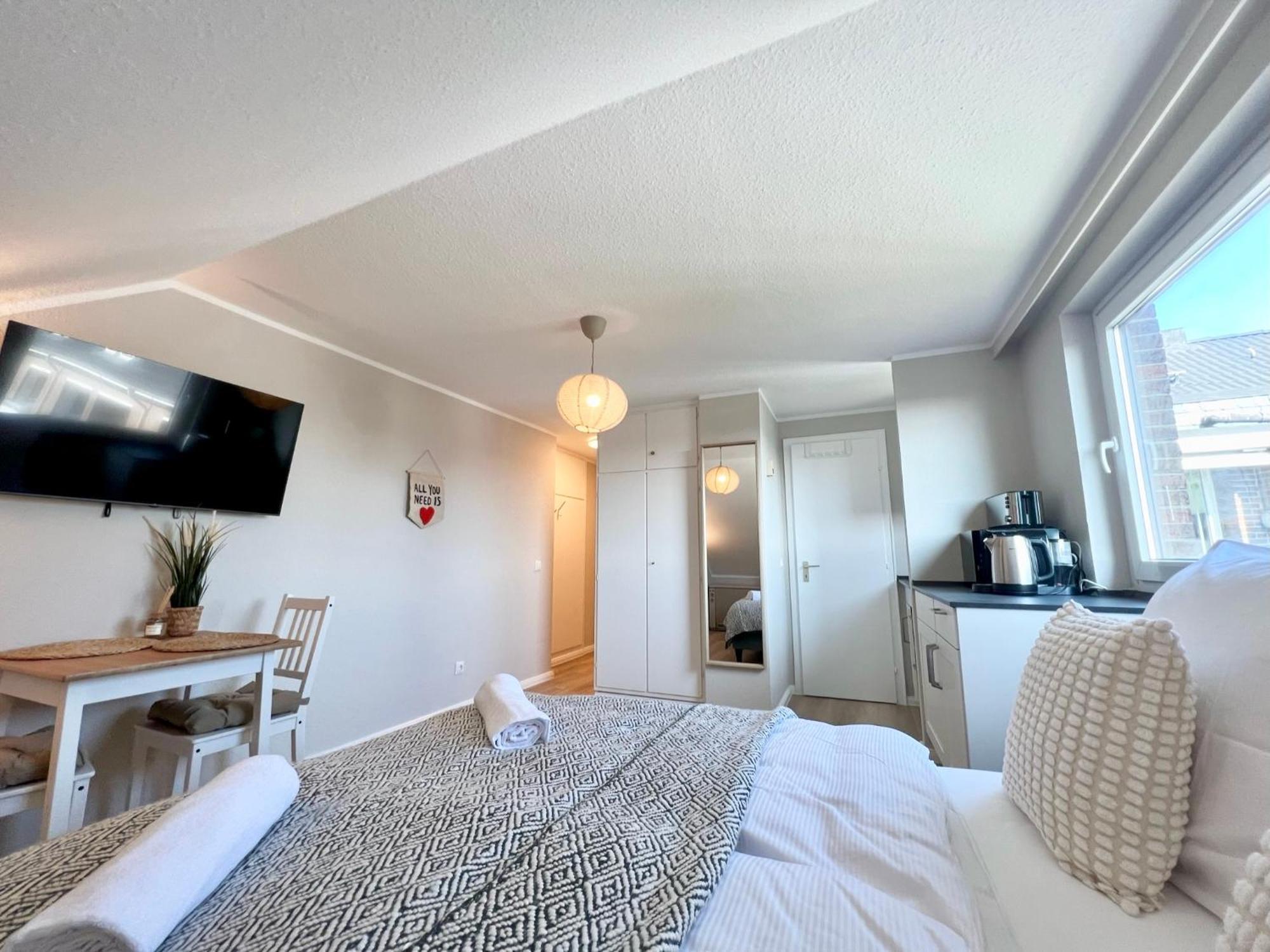 Kleine, Gemuetliche Apartments Im Herzen Von Buesum Esterno foto